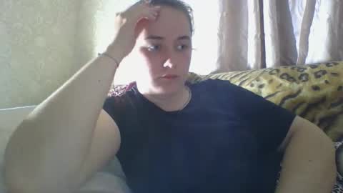 skyressie333 online show from 06/04/26, 07:09