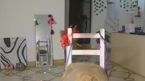 Bella online show from 11/19/25, 12:10