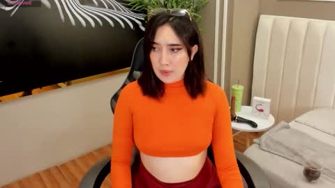 Snapshot of skyylee_ chatting on 03/28/26, 01:33 abby online show from 03/28/26, 01:33