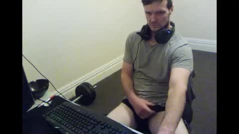 Snapshot of sl4ve_4_daddy chatting on 07/01/26, 04:40 Slave For Daddy online show from 07/01/26, 04:40
