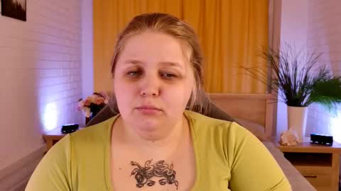 Snapshot of sladadeew chatting on 03/16/26, 01:26 Slada Deew online show from 03/16/26, 01:26