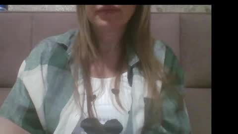 Sladkiegubki online show from 09/27/25, 11:21