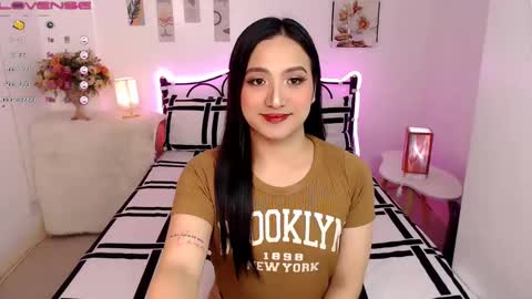 Snapshot of slave_amanda69 chatting on 02/06/25, 03:48 Queen Cyrine online show from 02/06/25, 03:48