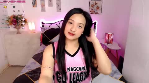 Snapshot of slave_amanda69 chatting on 02/19/25, 06:00 Queen Cyrine online show from 02/19/25, 06:00