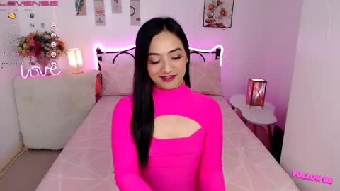 Snapshot of slave_amanda69 chatting on 02/24/25, 11:54 Queen Cyrine online show from 02/24/25, 11:54