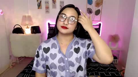 Queen Cyrine online show from 02/25/26, 11:31