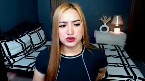 Queen Cyrine online show from 06/16/26, 01:47
