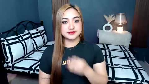 Queen Cyrine online show from 07/10/26, 01:54