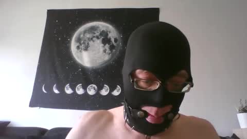 Snapshot of slaveforgodess chatting on 03/05/25, 11:17 slaveforgodess online show from 03/05/25, 11:17