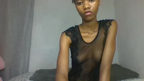 Snapshot of slaybby chatting on 09/15/25, 07:47 Slaybby online show from 09/15/25, 07:47