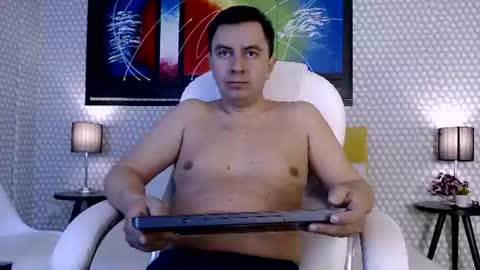 Snapshot of slaysassy chatting on 07/19/26, 11:14 Slaysassy online show from 07/19/26, 11:14