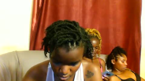 sleek_ass online show from 03/02/25, 05:47