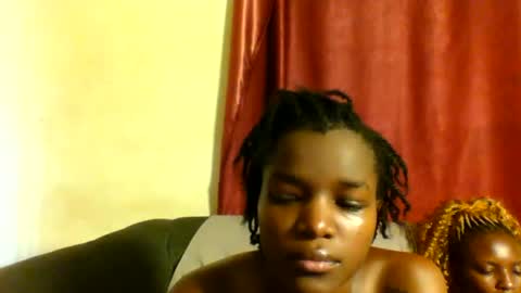 sleek_ass online show from 03/03/25, 01:09