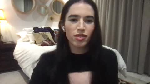 Snapshot of sleek_elf chatting on 11/16/25, 08:14 sleek_elf online show from 11/16/25, 08:14