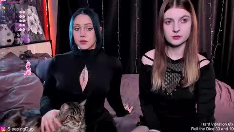 Hi We are Iva and Angela Nice to meet u 3 online show from 12/04/25, 02:48