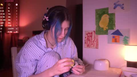 Snapshot of sleepingsonya chatting on 11/21/25, 09:13 Sonya online show from 11/21/25, 09:13