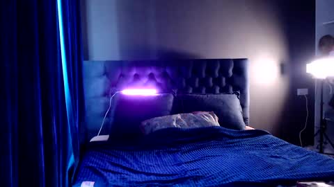 Snapshot of slemgem chatting on 10/05/25, 05:50 Slemgem Amy friends online show from 10/05/25, 05:50