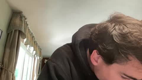 Snapshot of slickmass chatting on 09/16/25, 05:58 SlickMass online show from 09/16/25, 05:58