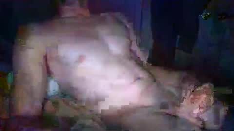 slideitin96 online show from 10/13/25, 04:12