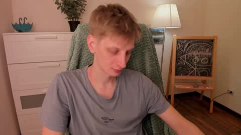 Snapshot of slim_andy chatting on 12/13/24, 12:50 Andy online show from 12/13/24, 12:50