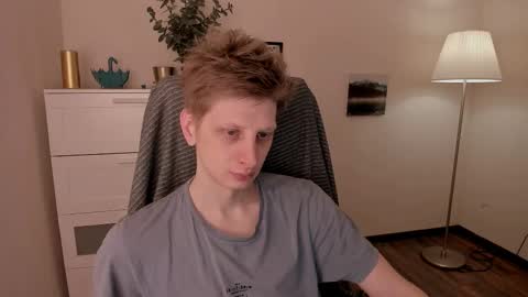 Snapshot of slim_andy chatting on 03/07/25, 07:30 Andy online show from 03/07/25, 07:30