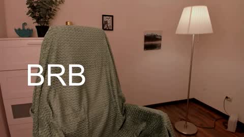 Snapshot of slim_andy chatting on 11/16/25, 08:36 Andy online show from 11/16/25, 08:36