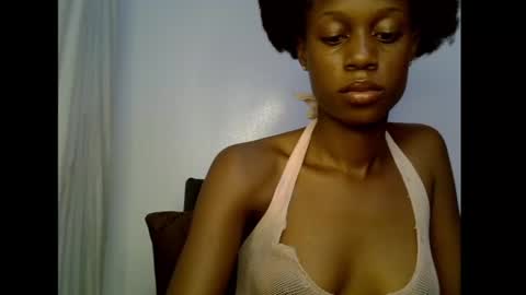 Snapshot of slim_candy12 chatting on 05/31/26, 07:59 Lily online show from 05/31/26, 07:59