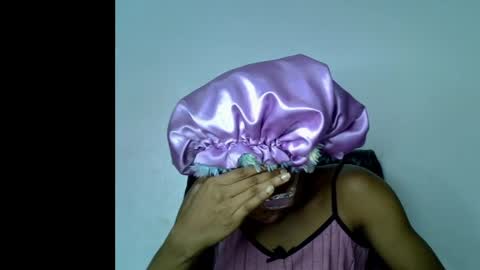 Snapshot of slim_ebonypet chatting on 05/15/26, 11:28 Crystal online show from 05/15/26, 11:28