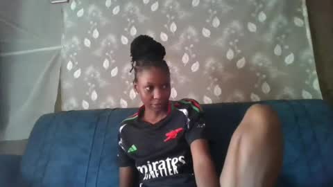 slim_girl01 online show from 07/02/26, 06:52