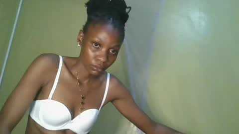 slim_girl01 online show from 07/04/26, 05:41