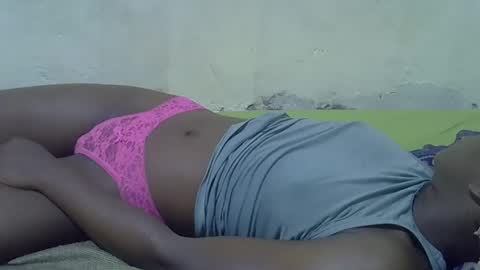 slim_girl3 online show from 03/06/25, 12:43