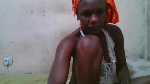 slim_girl3 online show from 07/04/26, 08:09