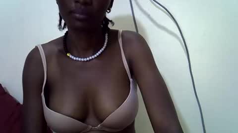 slim_kiteey online show from 06/10/26, 10:19