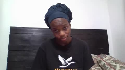 Snapshot of slim_l2 chatting on 10/11/25, 11:25 slim_l2 online show from 10/11/25, 11:25