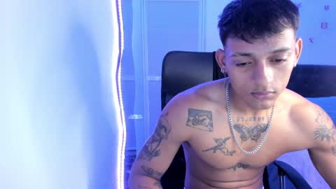 slim_master12 online show from 12/04/24, 08:34