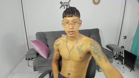 slim_master12 online show from 12/27/24, 02:43