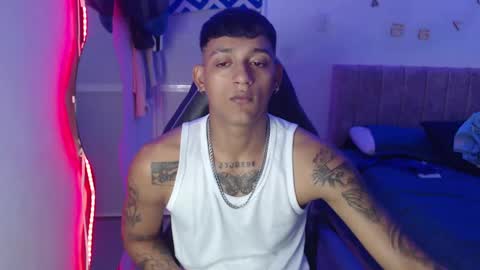 slim_master12 online show from 02/26/25, 04:14