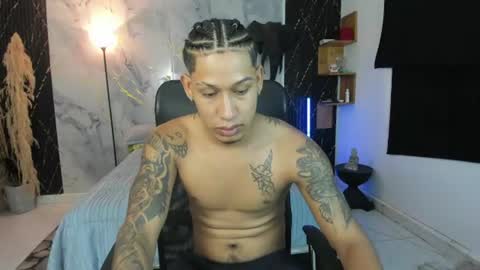 slim_master12 online show from 06/25/26, 11:48