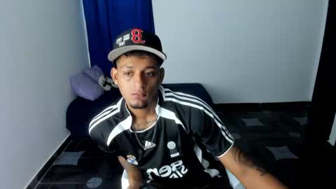 slim_master12 online show from 07/06/26, 10:23