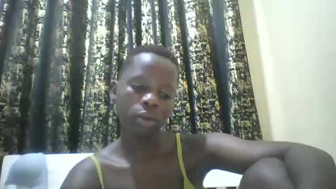 slim_petite_ebony online show from 12/29/24, 01:02