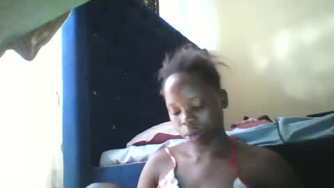 slim_petite_ebony online show from 05/13/26, 05:05