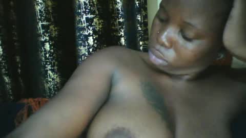 slim_petite_ebony online show from 06/13/26, 11:57