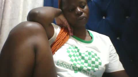 slim_petite_ebony online show from 06/17/26, 01:30