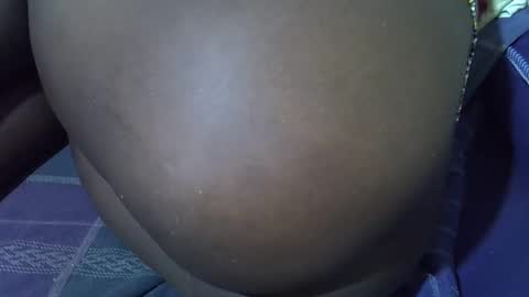 Snapshot of slim_slender1 chatting on 10/17/25, 11:18 Jacky online show from 10/17/25, 11:18