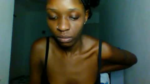 slimandthick1 online show from 05/03/26, 07:09
