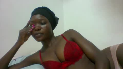 slimdiva online show from 01/13/26, 02:50
