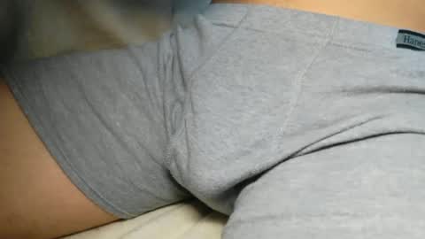 Snapshot of slimhungyvng chatting on 06/30/26, 05:25 slimhungyvng online show from 06/30/26, 05:25