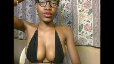 slimkatie__ online show from 09/09/25, 12:43