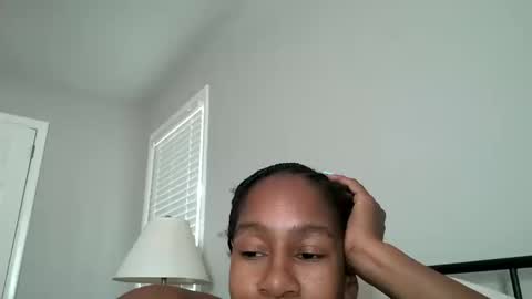 Snapshot of slimmmgooodiexoxo chatting on 10/17/25, 01:46 slimmmgooodiexoxo online show from 10/17/25, 01:46