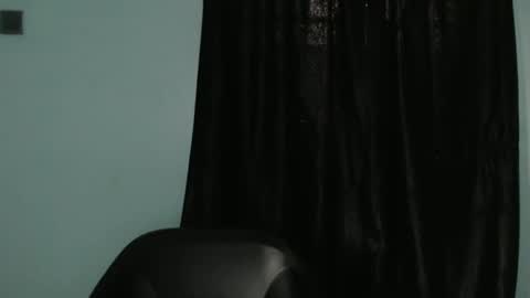 slimzyxdoll online show from 03/03/25, 08:49